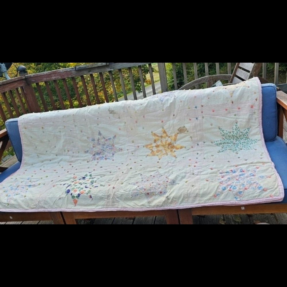 Cream Quilted‎ Bedding with Subtle Floral Design
